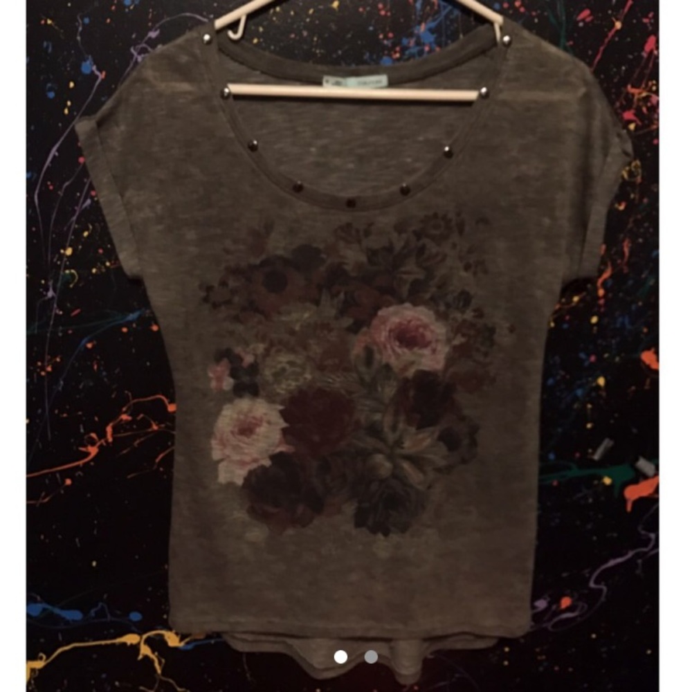 Flower pattern tshirt